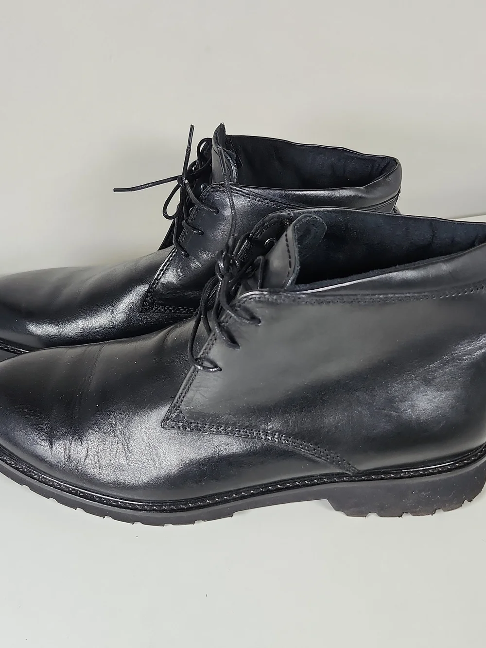 Bostonian Duralight Black Leather Chukka Boots - 11 1/2